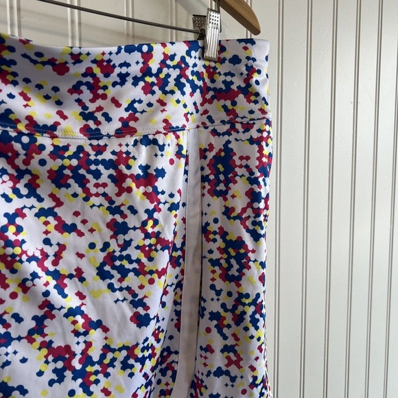 Ben Hogan Size Large Geo Print Golf Skirt Skort Pockets + Shorts Liner NWT - Picture 2 of 11